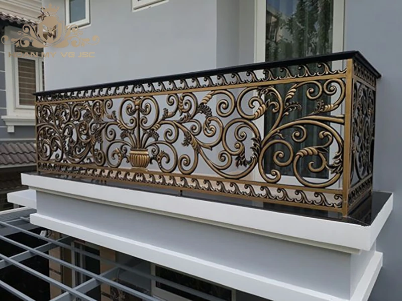 lan can đồng đúc