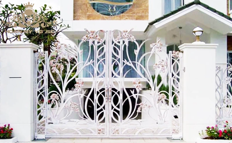 mẫu cổng nhà vườn đẹp