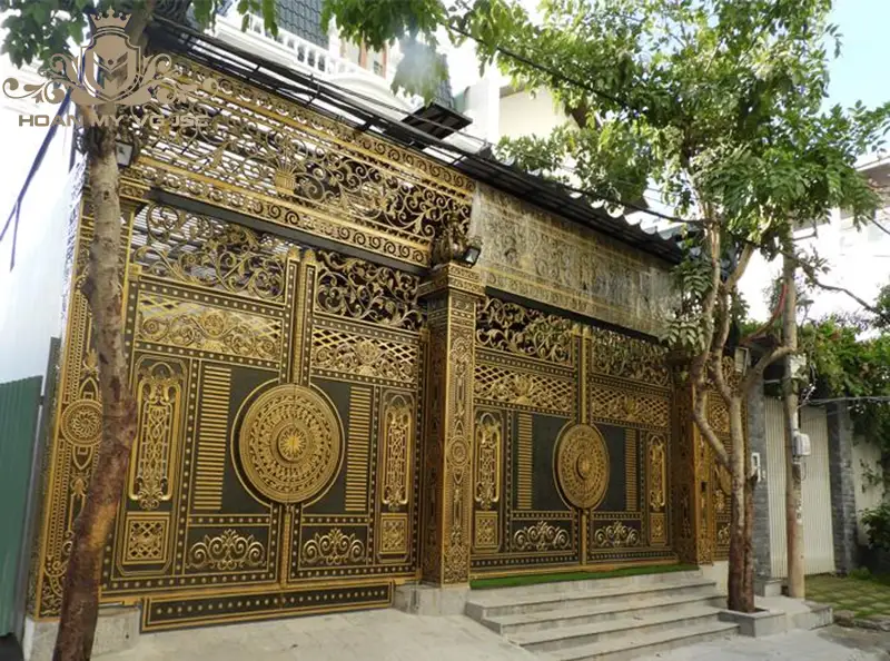 cổng biệt thự cổ điển