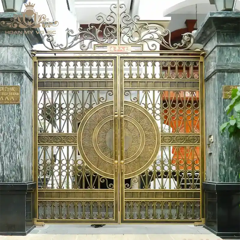 cổng nhôm đúc