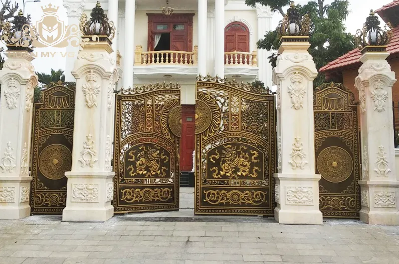 cổng nhôm đúc tỳ hưu