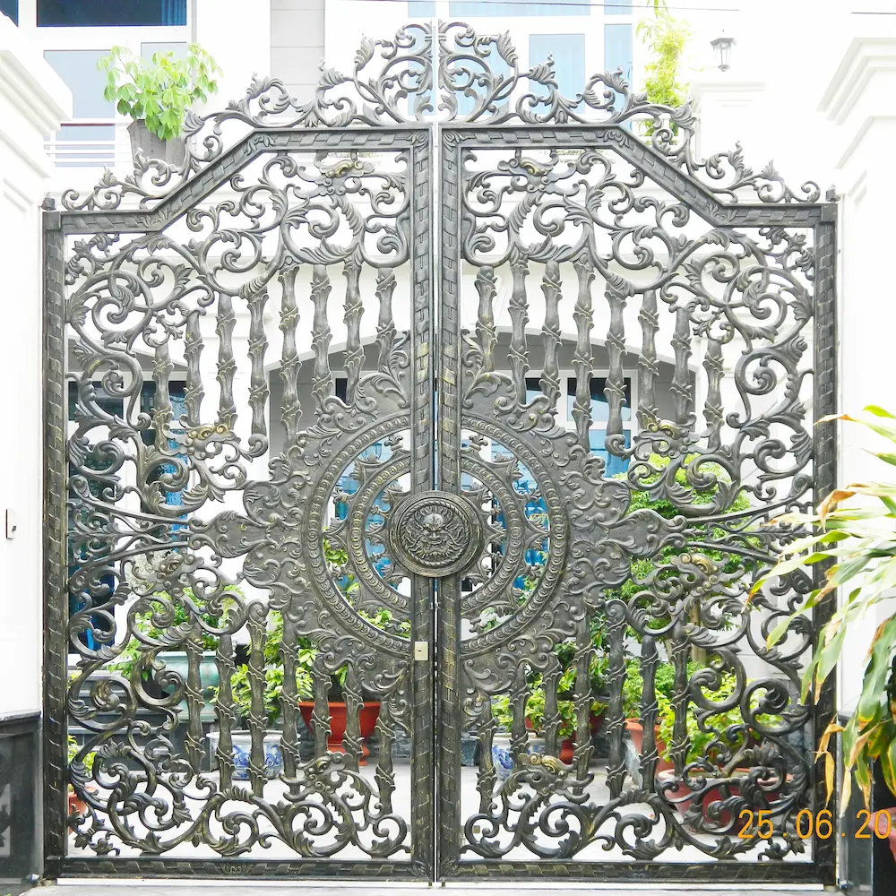 CỔNG NHÔM ĐÚC C42HMVG