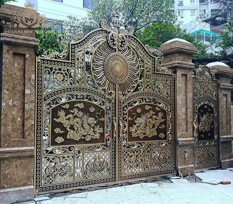 cổng biệt thự cổ điển